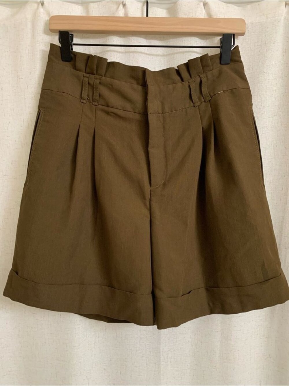 Anthropologie Coquille Dark Olive High-Waist Pleated Trouser Belt Loops Short 10